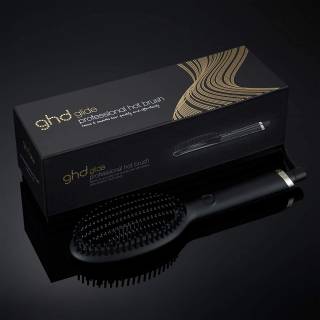 Brosse lissante Glide GHD  pour tout types de cheveux